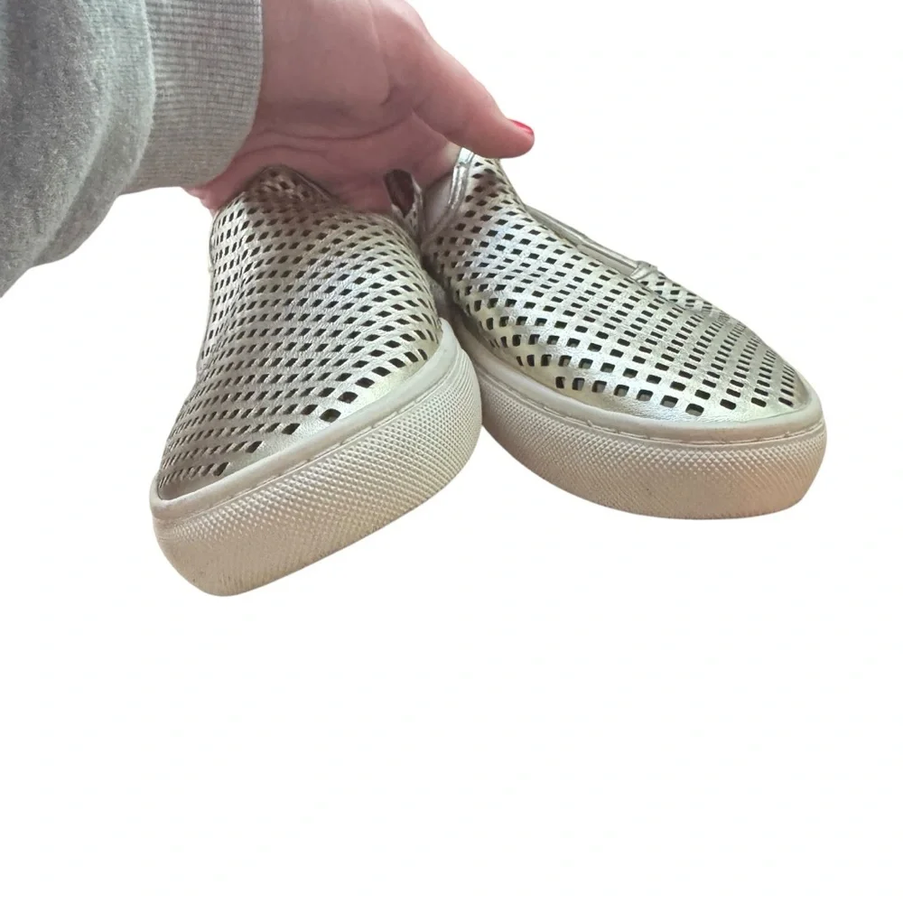 Tory Burch Metallic Gold Jesse‎ Perforated Sneakers Sz 10